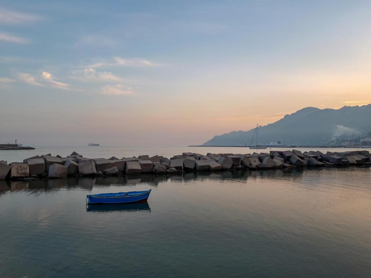 3B Aurora - Bed Breakfast And Boat Salerno Exterior photo